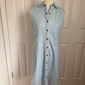 L.L. Bean Shirt Dress Light Blue Denim 100% Cotton Sleeveless 6 REG Knee Length